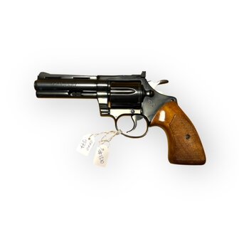 Gebruikte Colt Diamondback 4&quot; Geblauwd .22LR 1977  VERKOCHT