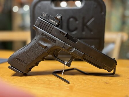 Gebruikte Glock 34 Gen3 9x19mm met Vortex Red-Dot