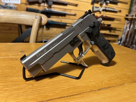 Gebruikte Sig Sauer P226 S (rvs-versie) in 9x19mm