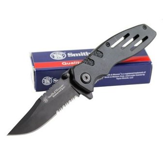 Smith &amp; Wesson Extreme OPS Folder Knife