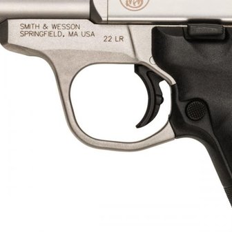 Smith &amp; Wesson SW22 Victory .22LR Threaded