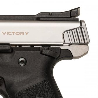 Smith &amp; Wesson SW22 Victory .22LR Threaded Barrell