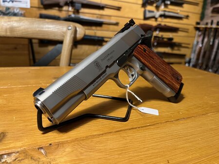 Gebruikte Smith & Wesson SW1911 Stainless .45 ACP