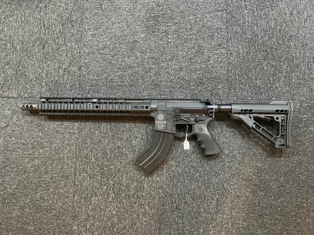 Astra StG4 7,62x39mm (gedeactiveerd)  AR15 Model