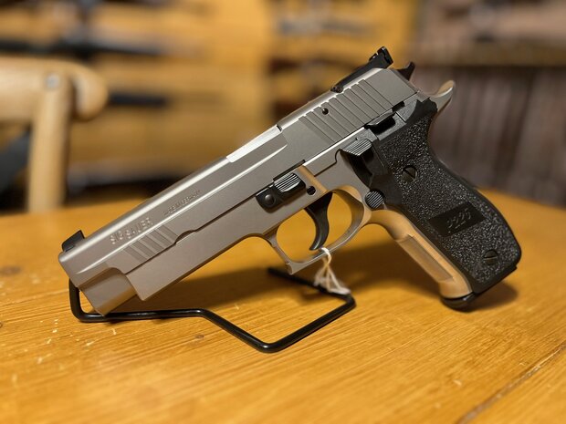 Gebruikte Sig Sauer P226 S (rvs-versie) in 9x19mm