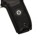 Smith & Wesson SW22 Victory .22LR Threaded Barrell